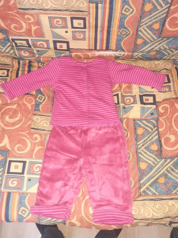 Pyjama 12 mois 2 pièces