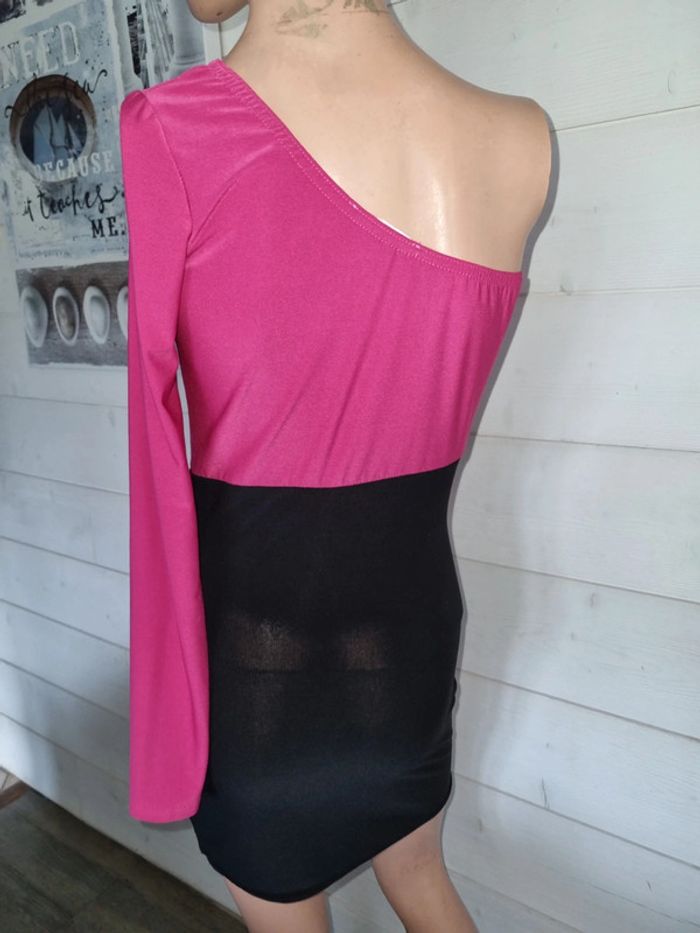 Robe asymétrique T34-36 - photo numéro 2
