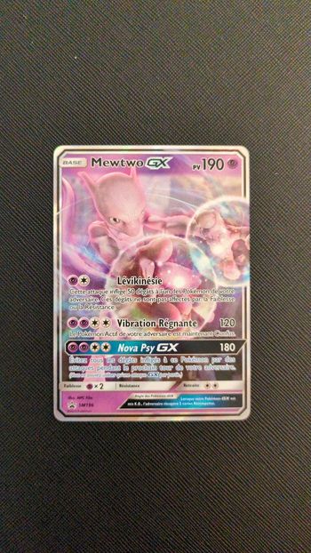 Carte pokémon Mewtwo sm196 alt GX ( ça change de 151 ^^ )