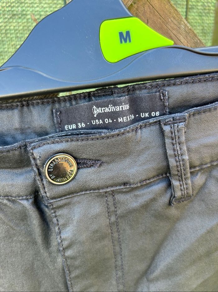 Pantalon noir - photo numéro 3