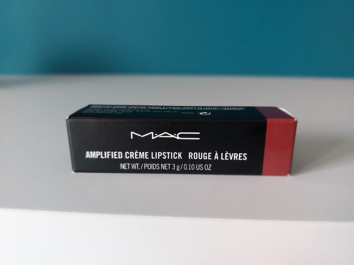 Rouge à lèvres Mac amplified crème n°108 Dubonnet - photo numéro 4