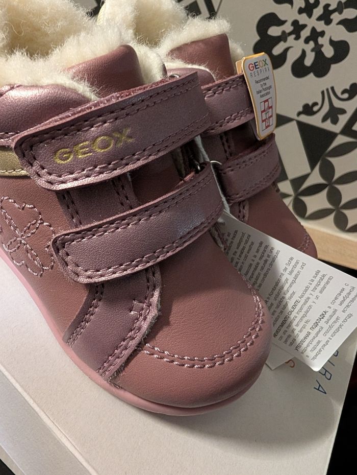 Chaussures fille. Taille 21. Neuf. Geox. Chaudes, conseillé par les podologues - photo numéro 6