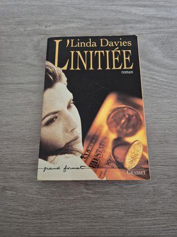 L'initiée Linda Davies