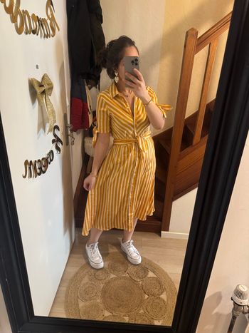 Robe longue rayée moutarde