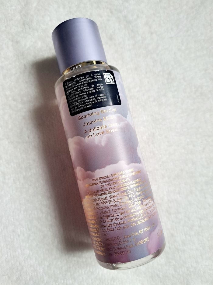 Brume corporelle parfumée Victoria's Secret Love Spell Daydream  💜 - photo numéro 2