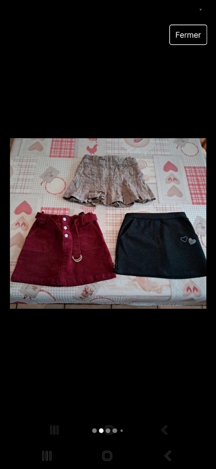 Lot de robe et jupes 6ans - photo numéro 3