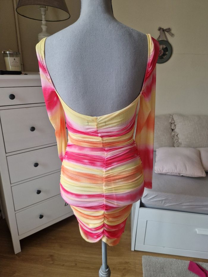 Robe - photo numéro 2