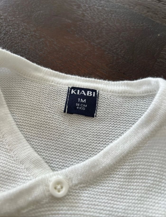 Gillet 1 mois - photo numéro 2