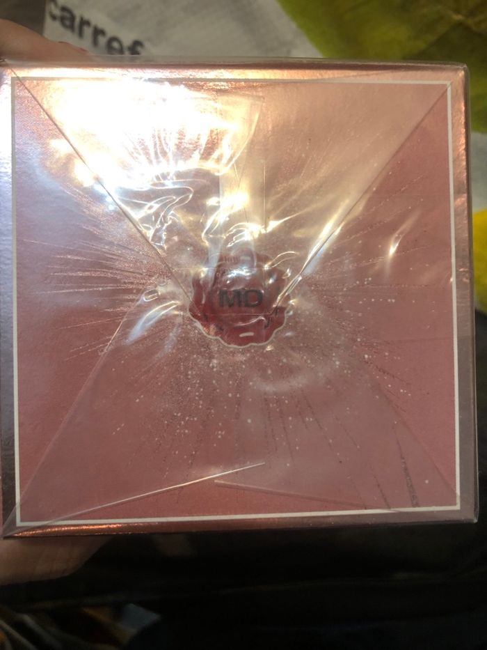 Parfum love Paris neuf - photo numéro 2