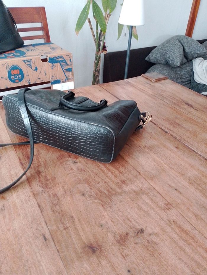 Sac à main noir en similicuir - photo numéro 4