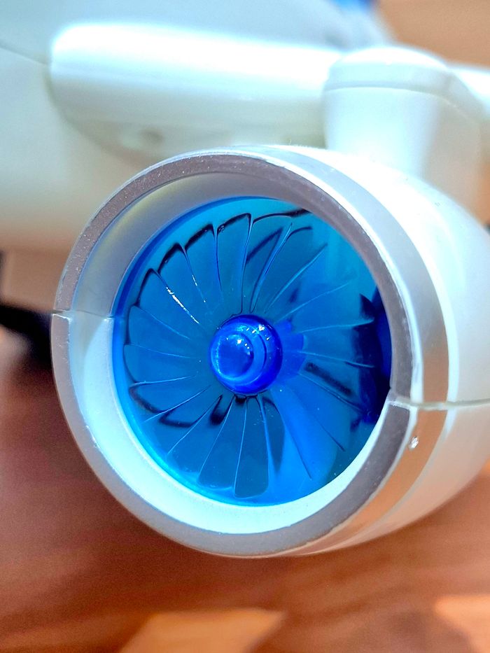 Avion Super Wheelz sons & lumières - photo numéro 3