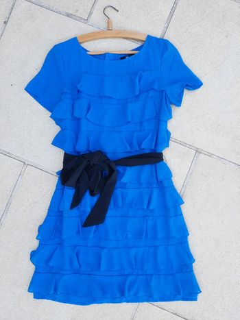 Robe à volants bleue T 38 +ceinture offerte 🎁