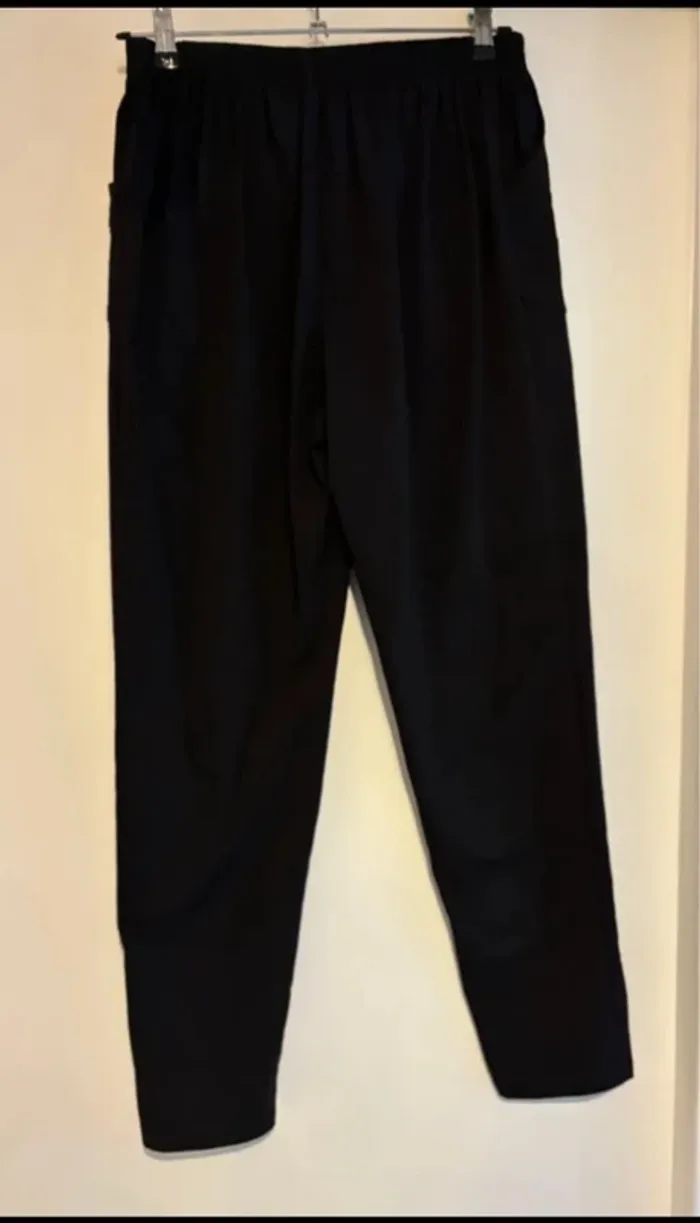 🖤 Pantalon noir été – Taille 38/M – Très bon état - photo numéro 4