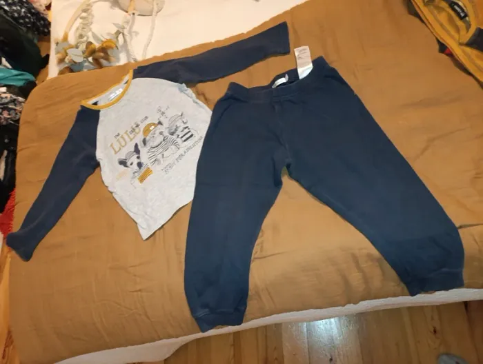 Pyjama Lulu castagnette taille 3 ans - photo numéro 3