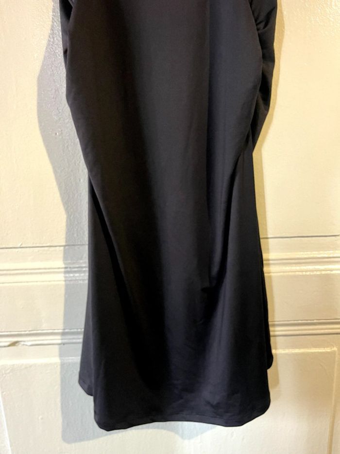 Robe noire divided taille L - photo numéro 10