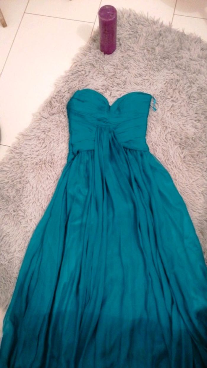Robe de cocktail - photo numéro 2