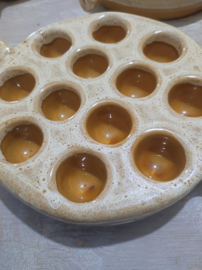 Lot de cinq cassolette assiettes poêlons a escargots en céramique - photo numéro 3