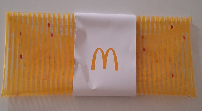 Trousse publicitaire McDonald's en PVC - photo numéro 3