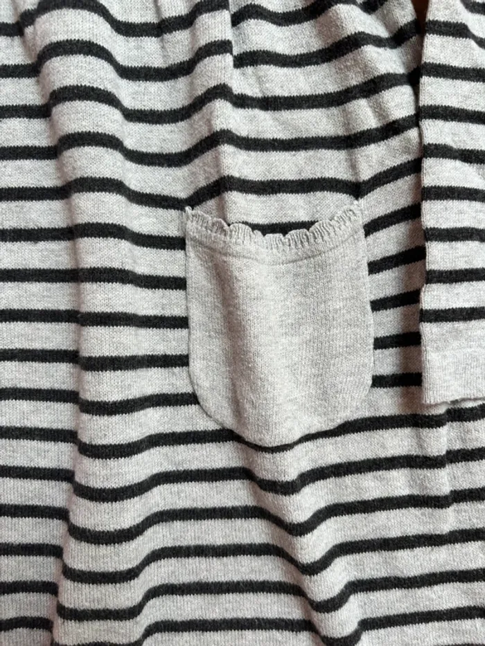 Robe pull H&M 122/128 8 ans - photo numéro 5