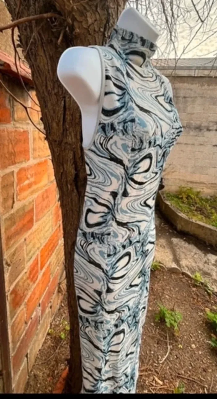 Robe Zara - Taille xS - Neuf - photo numéro 5