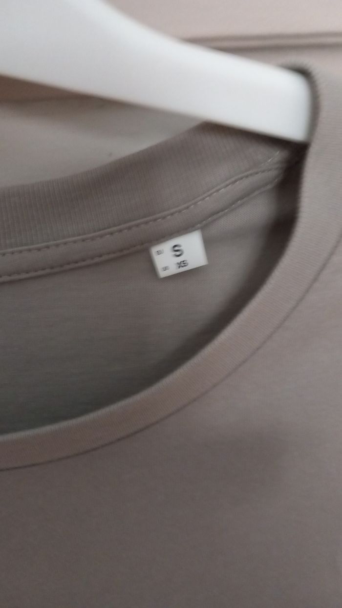 Tee-shirt Beige Taille S comme neuf - photo numéro 6
