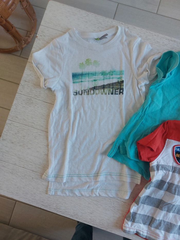 Lot de 4 t-shirts 3 ans en très bon état - photo numéro 4
