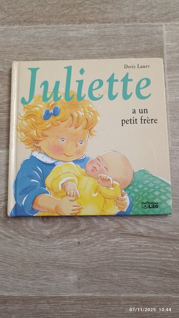 Livre juliette a un petit frère