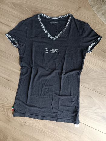 T-shirt emporio Armani taille XS