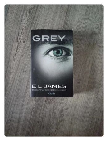 Grey, el james