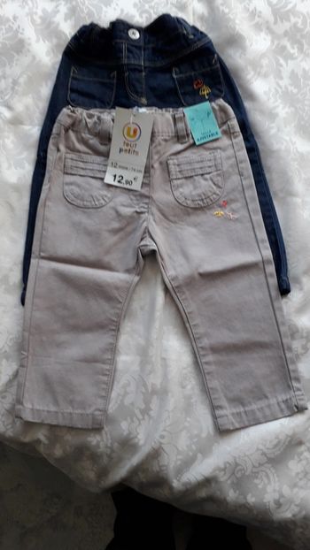 Lot de 2 jeans neufs Taille 12 mois