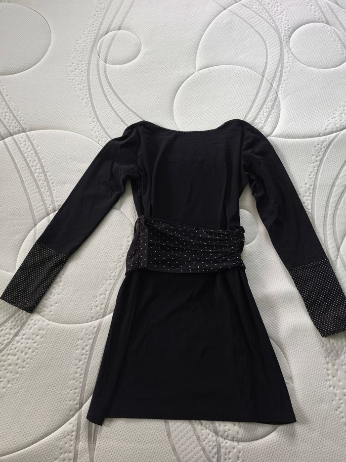 Robe tunique noire - photo numéro 2