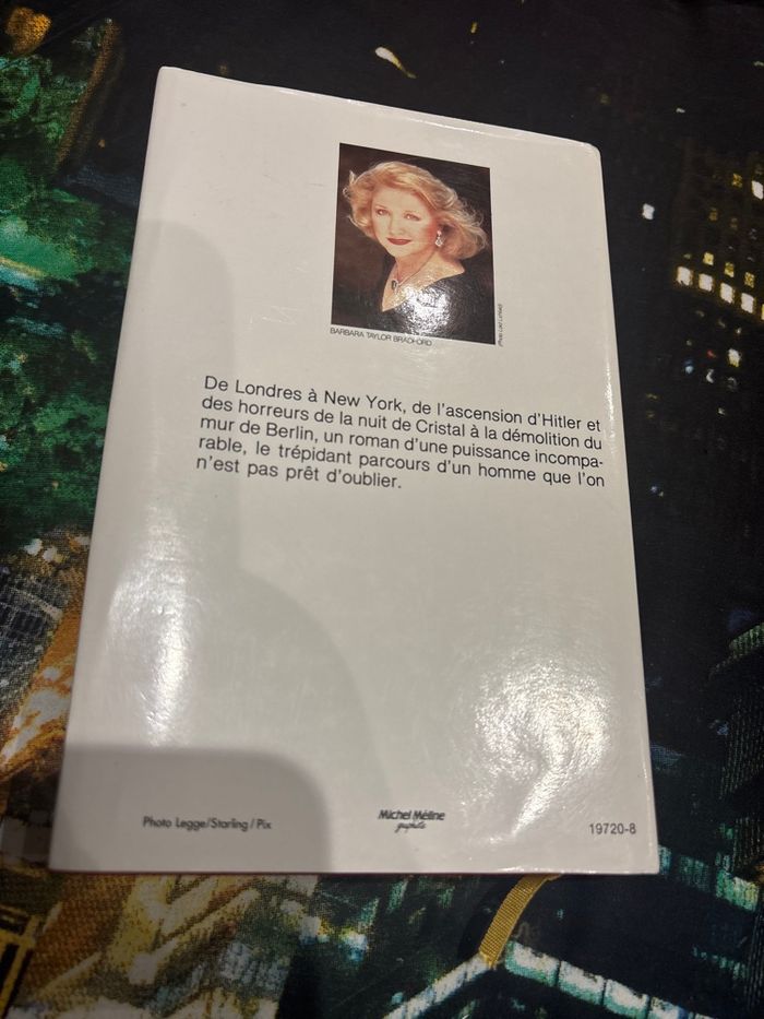 Livre les femmes de sa vie - photo numéro 4