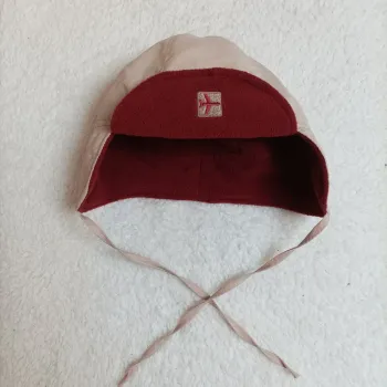 Chapeau hiver garçon taille 49 cm🤍