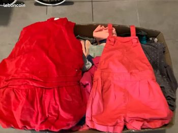 Gros lot de vêtements fille de 18m à 4 ans