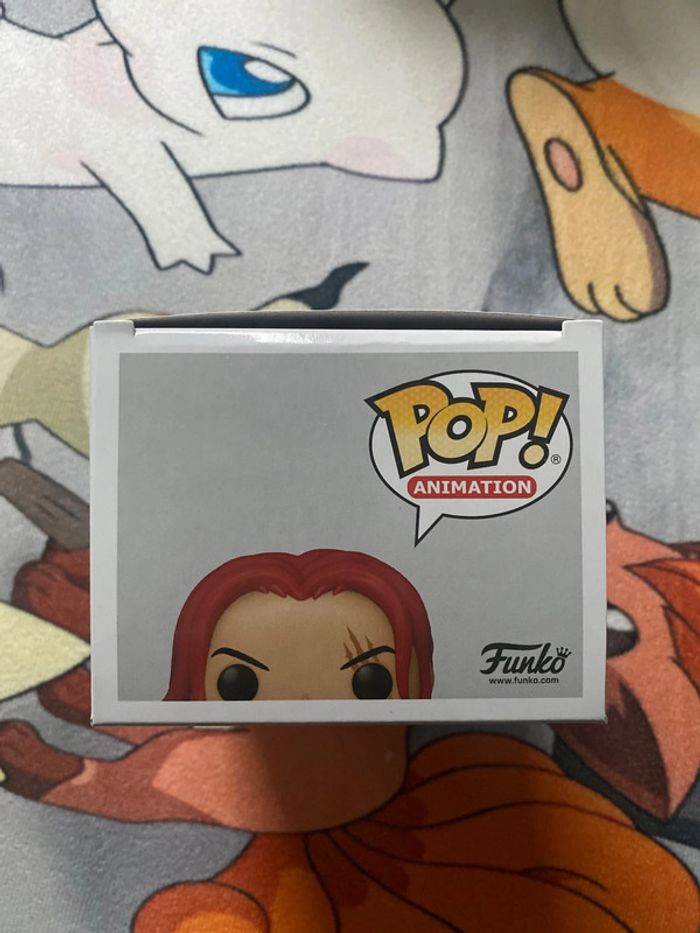 Funko pop shanks 939 Chase one piece - photo numéro 6
