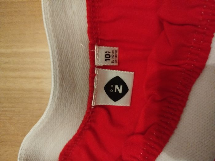 Jupe rouge - photo numéro 2