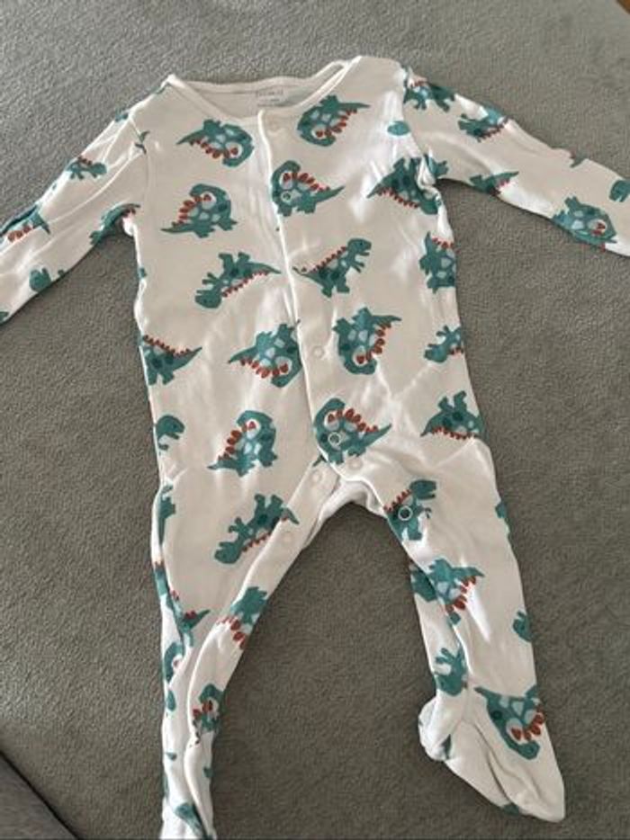 Lot de 4 pyjamas bébé - photo numéro 3