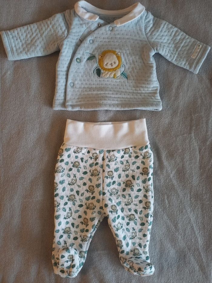 Ensemble bébé 1 mois