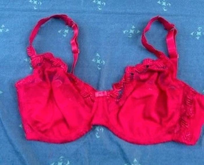 Soutien-gorge à armatures 115E