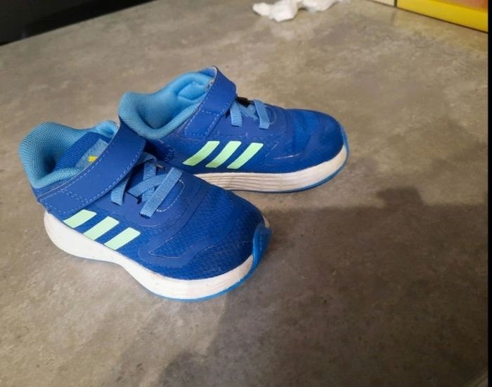 Basket  adidas garçon T 20 - photo numéro 2