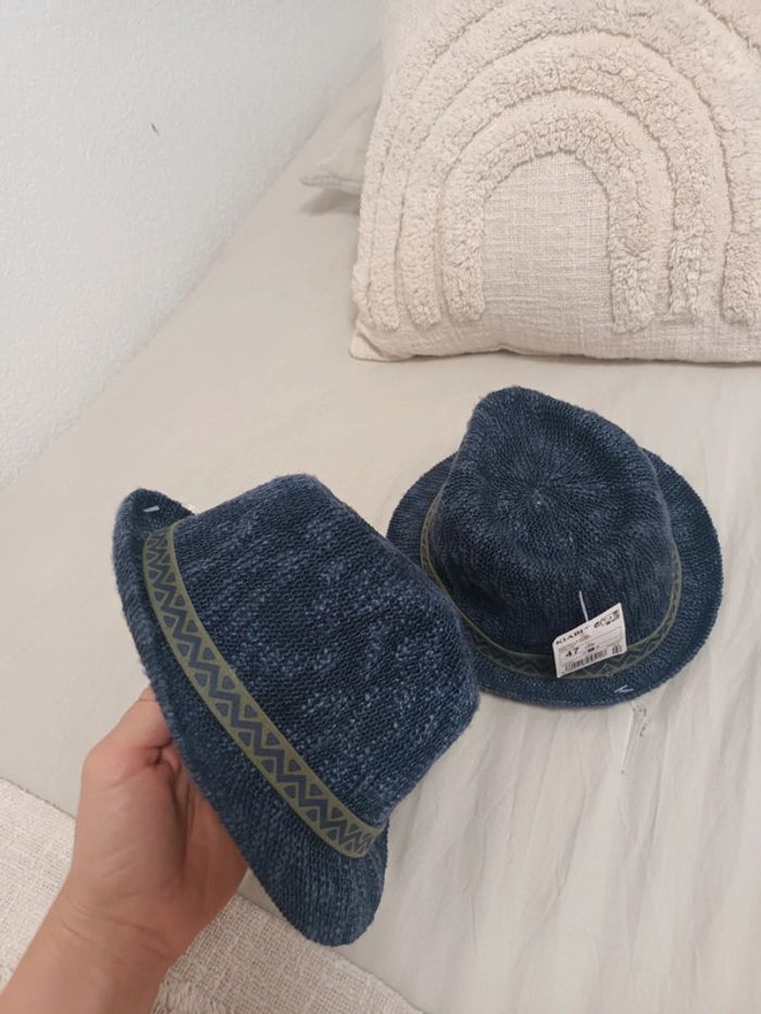 Lot de 2 chapeaux enfant bébé 47 cm 12 mois neufs avec étiquette 🏷