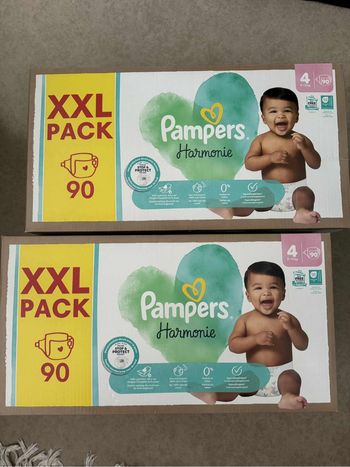 Lot de 2 cartons de couches taille 4 Pampers harmonie
