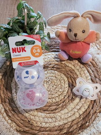 Tétines Nuk 0-6mois Fille neuve