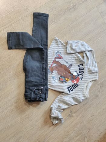 Ensemble pantalon slim et tee shirt Tape à l'oeil - C&A Taille 3-4 ans
