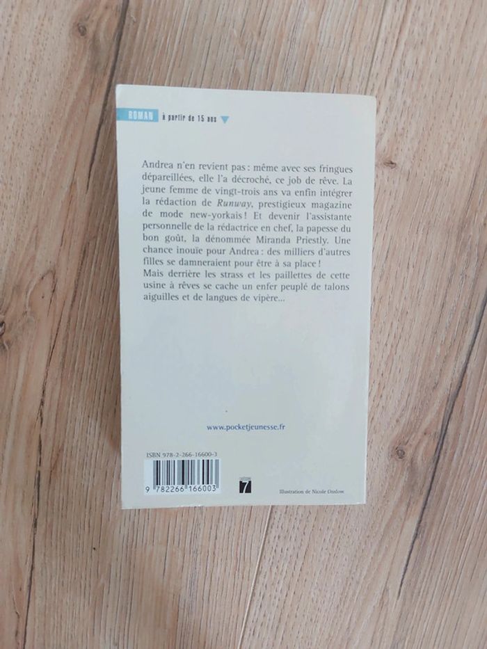 Le diable s'habille en Prada - Lauren Weisberger - photo numéro 2