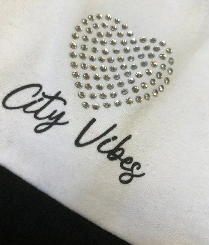 Combishort Chicco (Pantalon + Veste capuche zippée) 8 ans NЕUF (prix Amazo: 66eur) - photo numéro 3