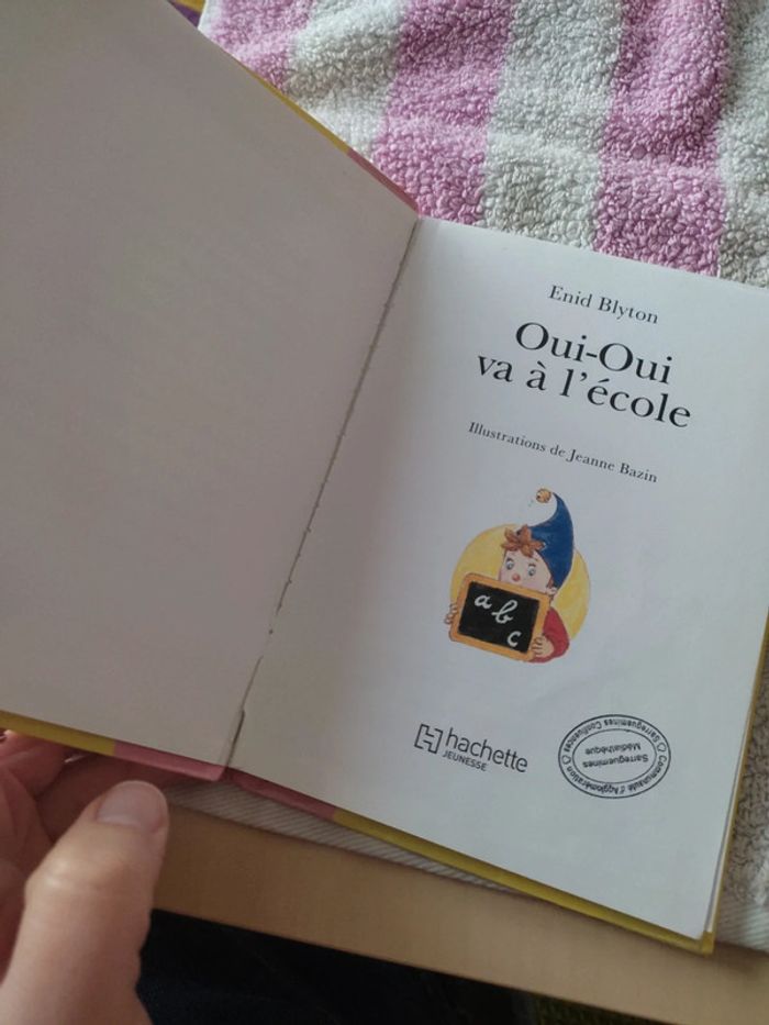 Livre oui oui - photo numéro 4