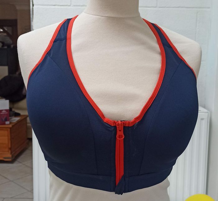 100C brassière de sport - photo numéro 2