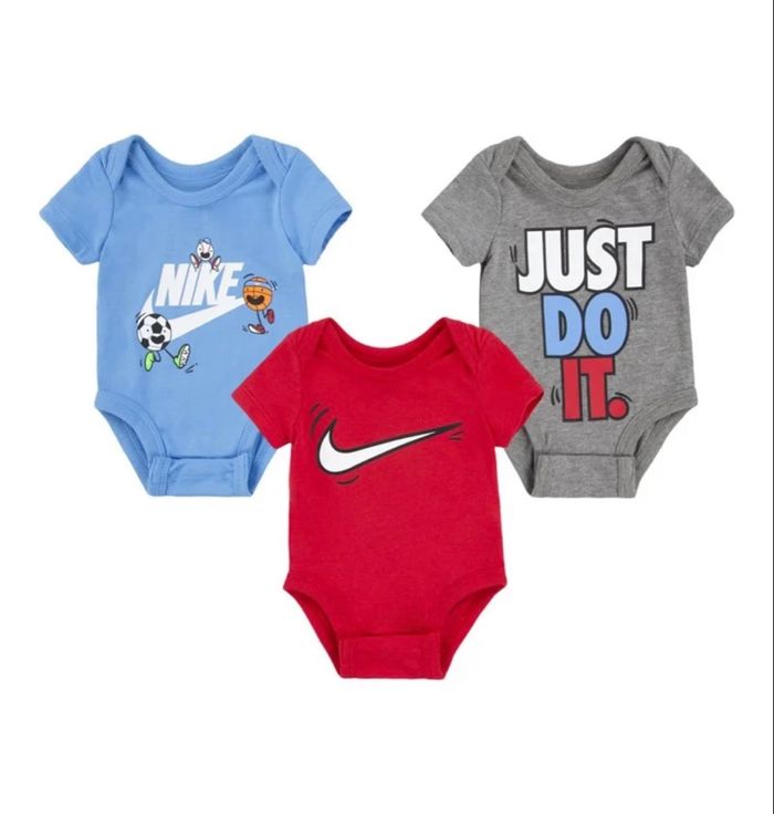 Lot 3 bodies Nike - photo numéro 4