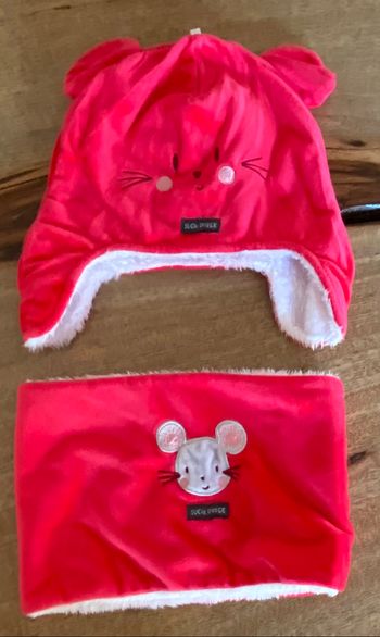 Ensemble, bonnet et tour de cou